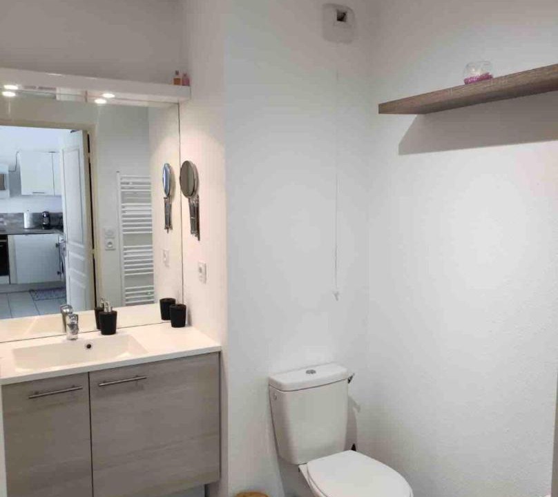 Photo of Bathroom in Meyzieu