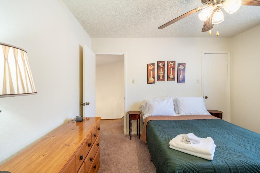 Photo of Bedroom in Medical Center District