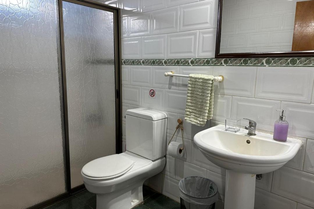 Photo of Bathroom in Hanga Roa