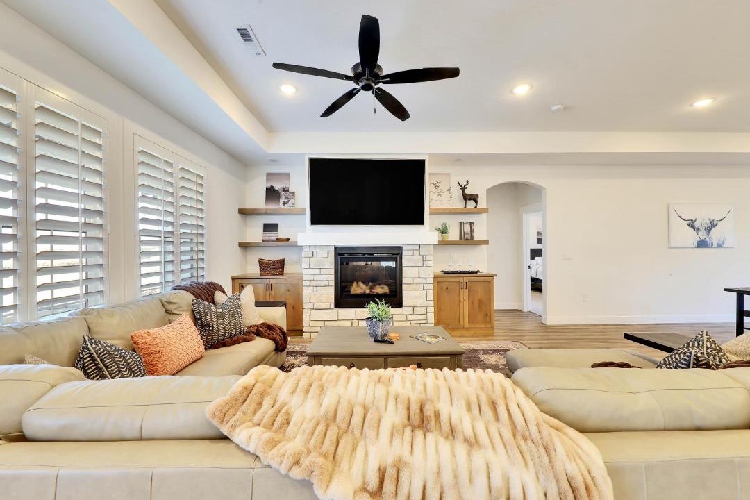 Photo of Livingroom in Parowan