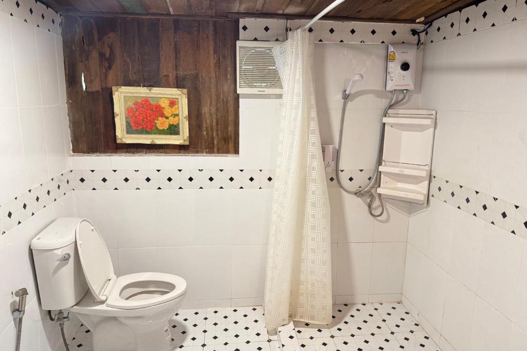 Photo of Bathroom in Muak Lek