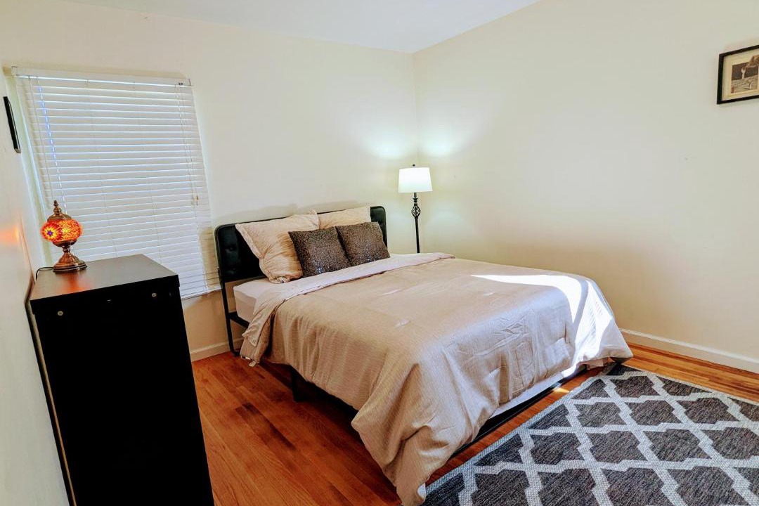 Photo of Bedroom in Sherman Oaks
