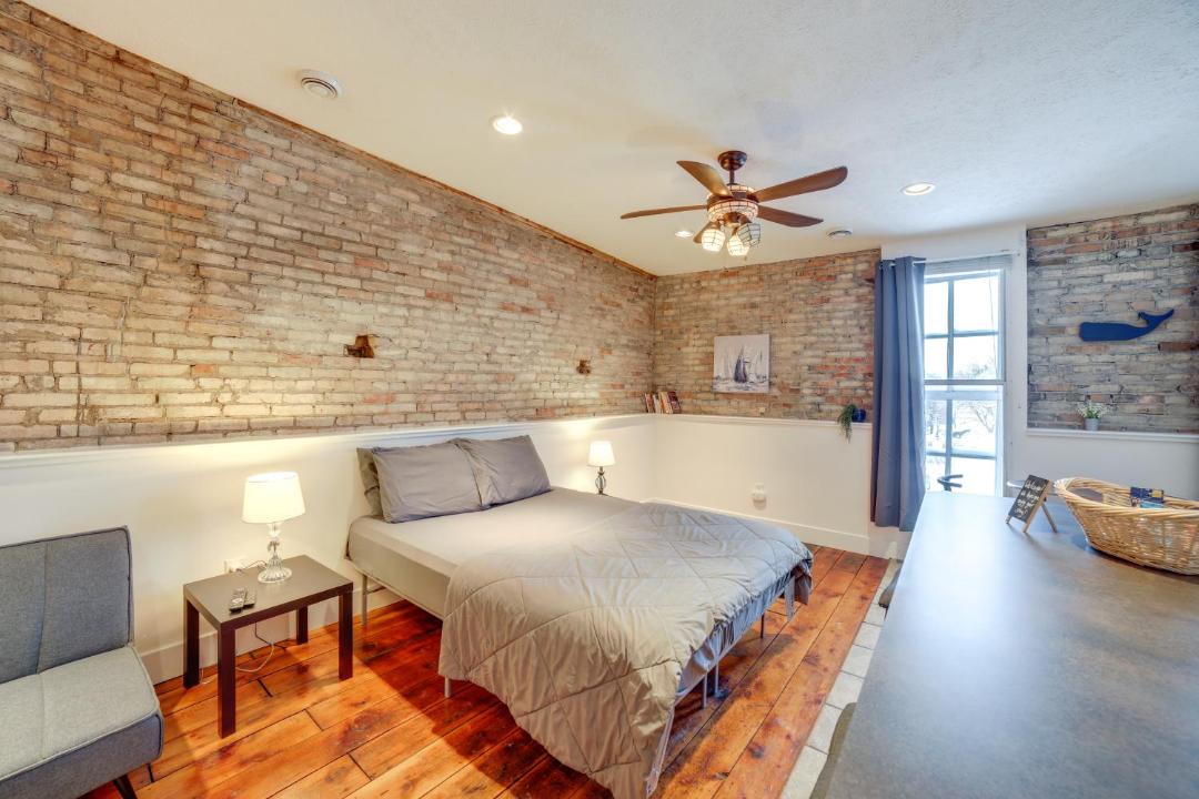 Photo of Bedroom in Lowell