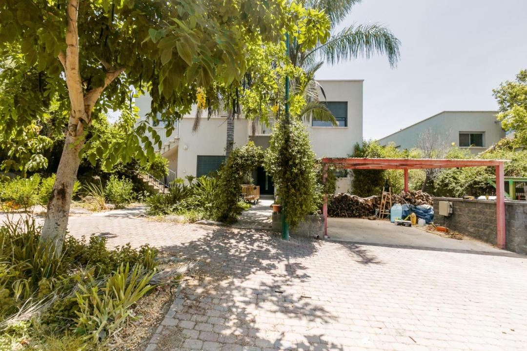 Photo of Others in Lehavot HaBashan