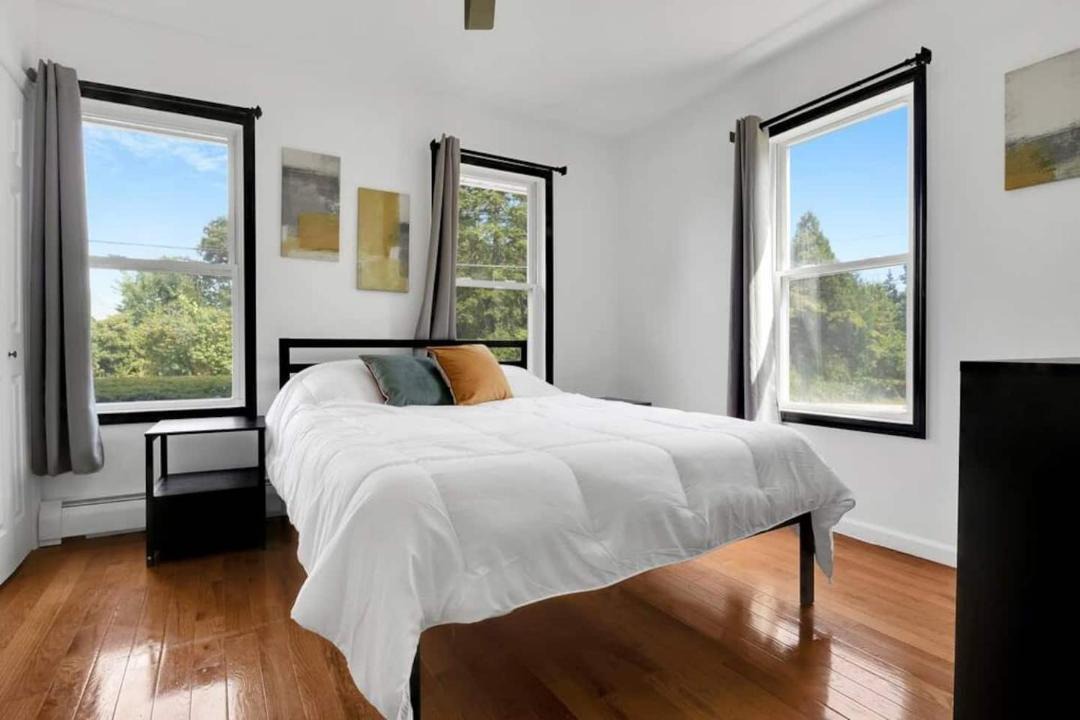 Photo of Bedroom in Westside Norwich