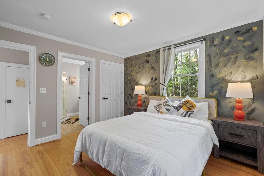 Photo of Bedroom in Oakdale