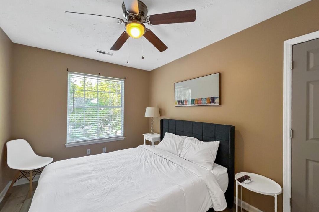 Photo of Bedroom in Summerville