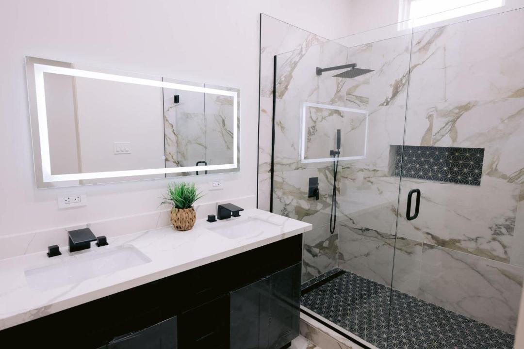 Photo of Bathroom in Tulane - Gravier