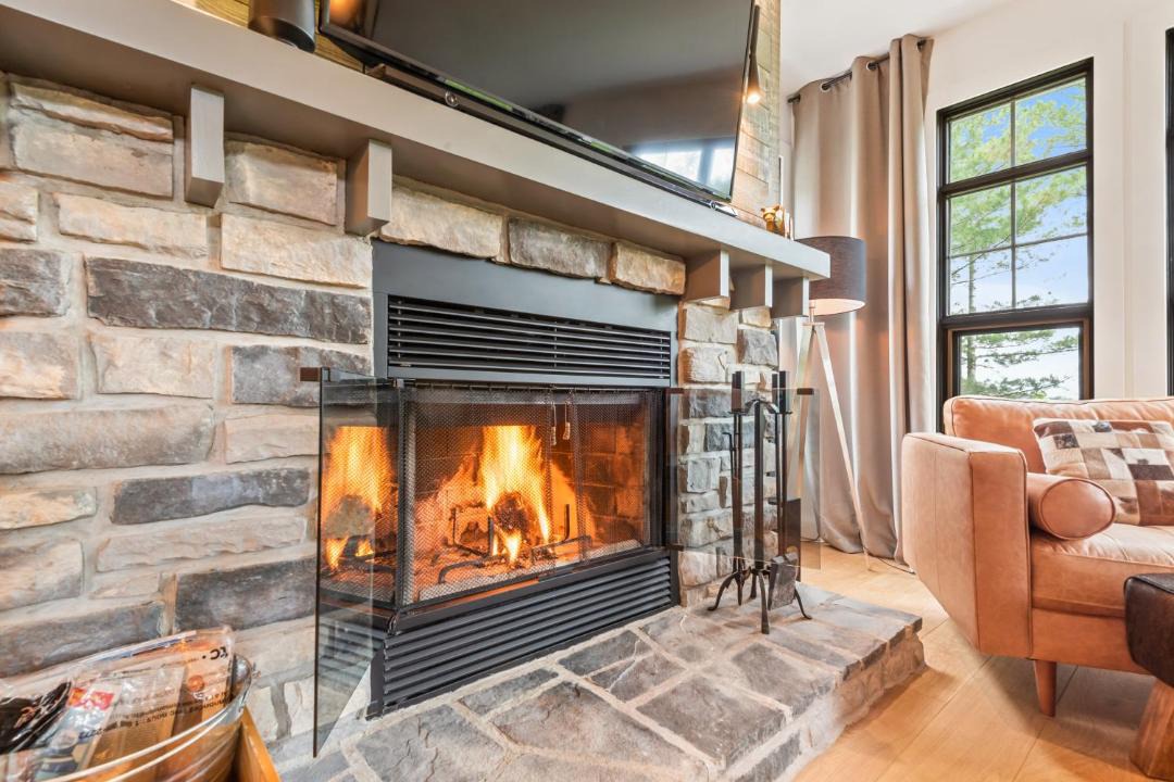 Photo of Livingroom in Tremblant-Les-Eaux