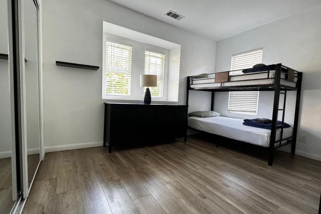 Photo of Bedroom in Westlake South