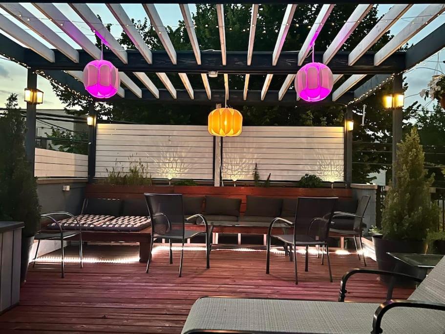 Photo of Patio Balcony in Near West Side