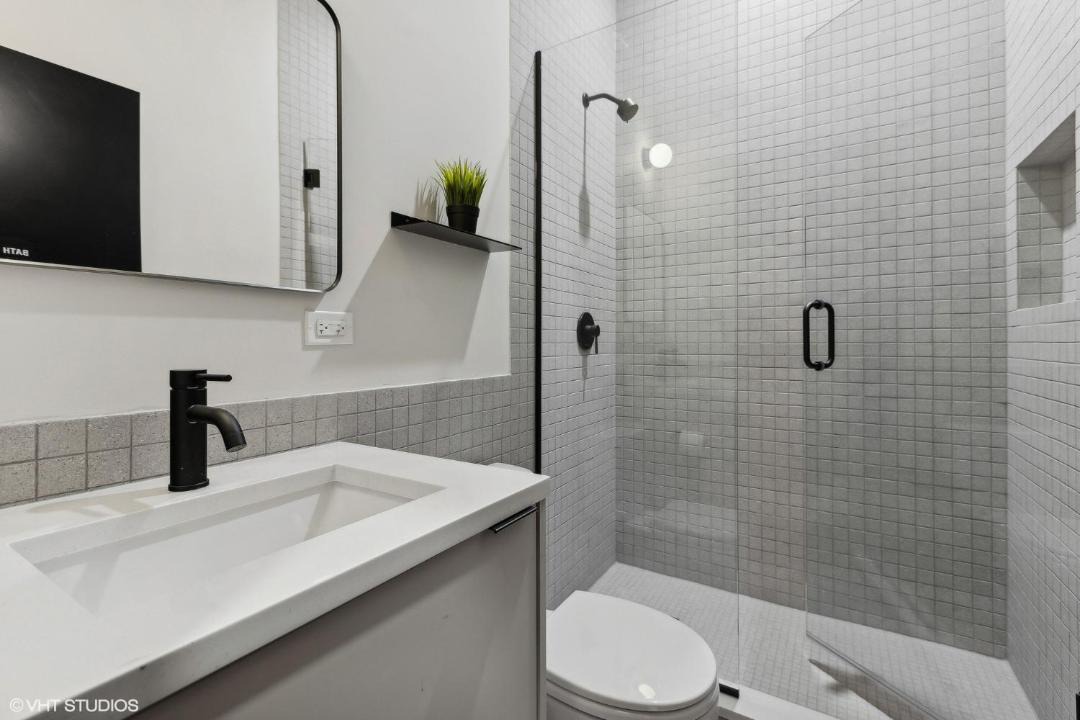 Photo of Bathroom in Palmer Square