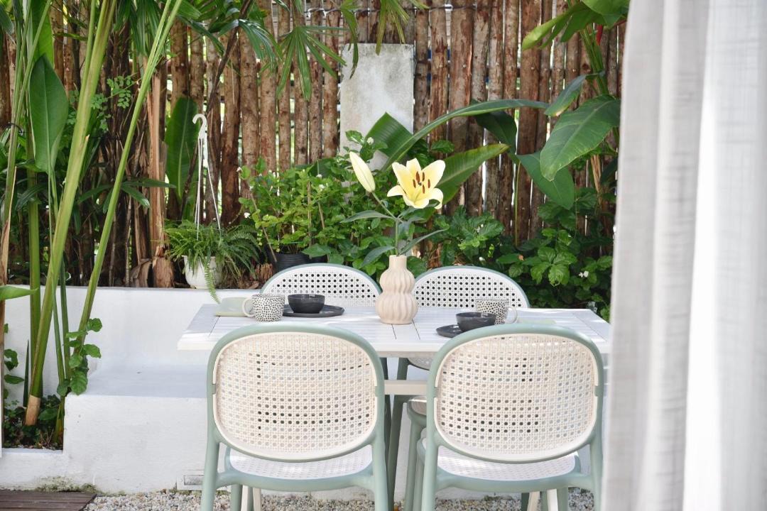 Photo of Patio Balcony in Cam An