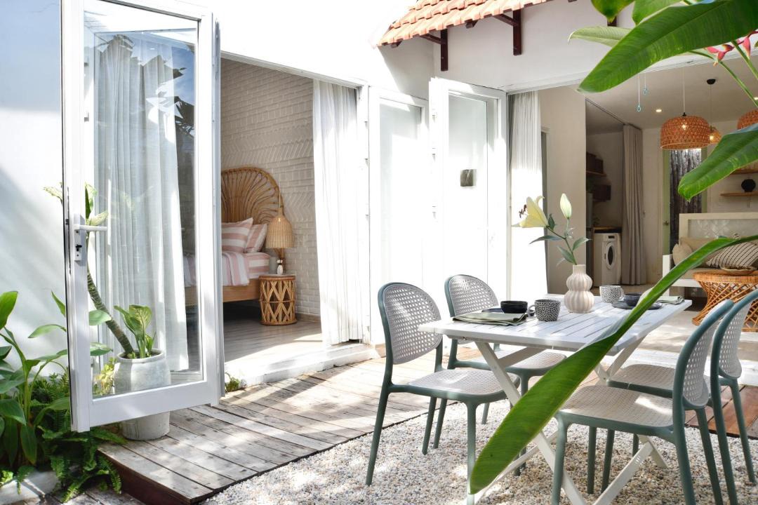 Photo of Patio Balcony in Cam An