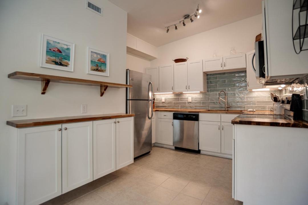 Photo of Kitchen in Folly Field