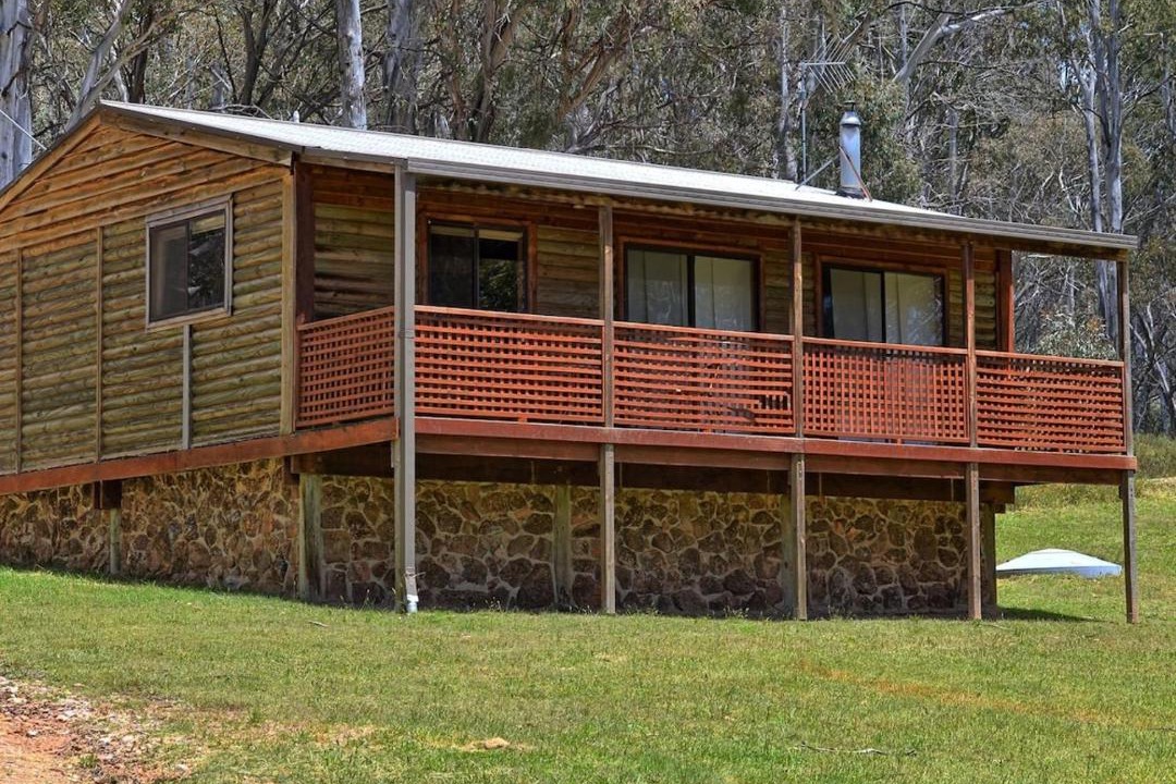 Photo of Buildings in Adaminaby