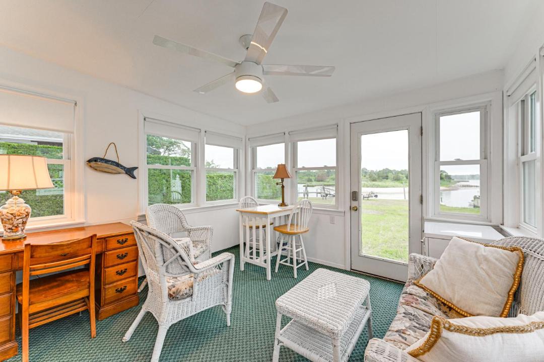 Photo of Livingroom in East Quogue
