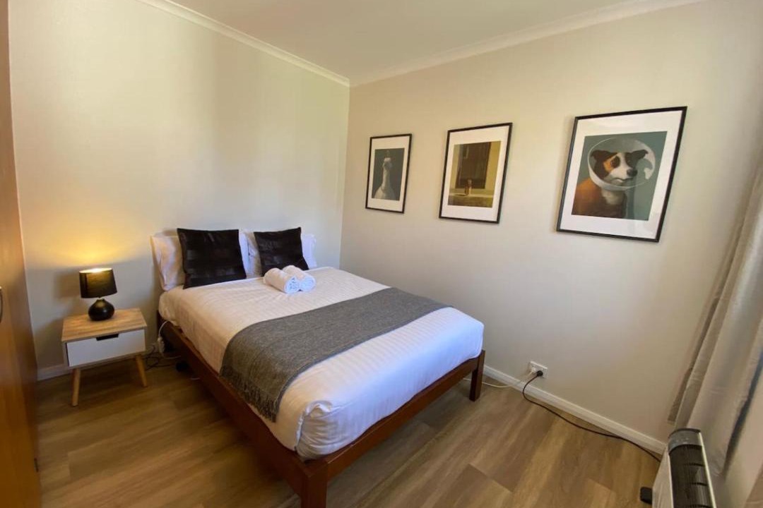 Photo of Bedroom in Holder