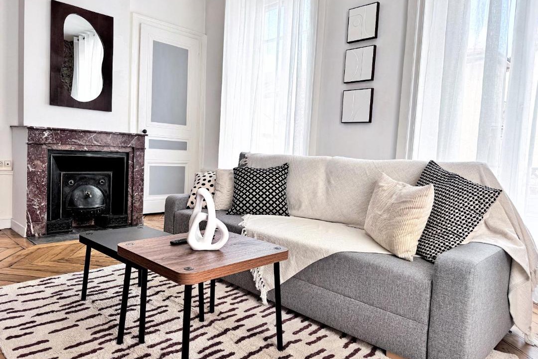 Photo of Livingroom in Oullins