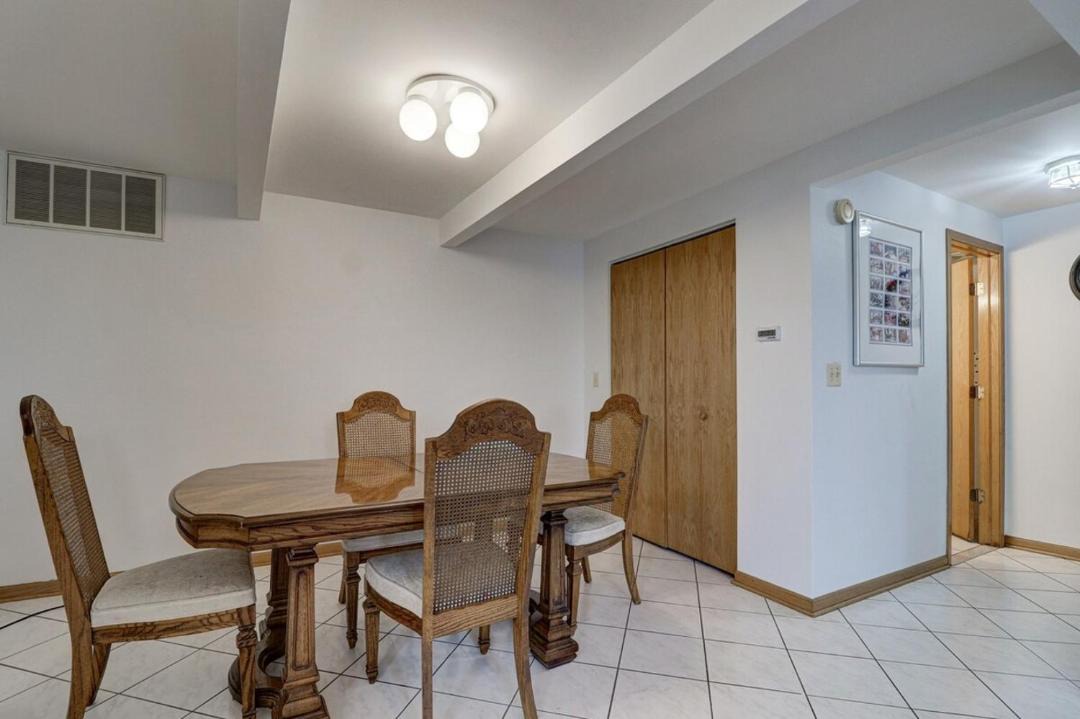 Photo of Livingroom in Des Plaines