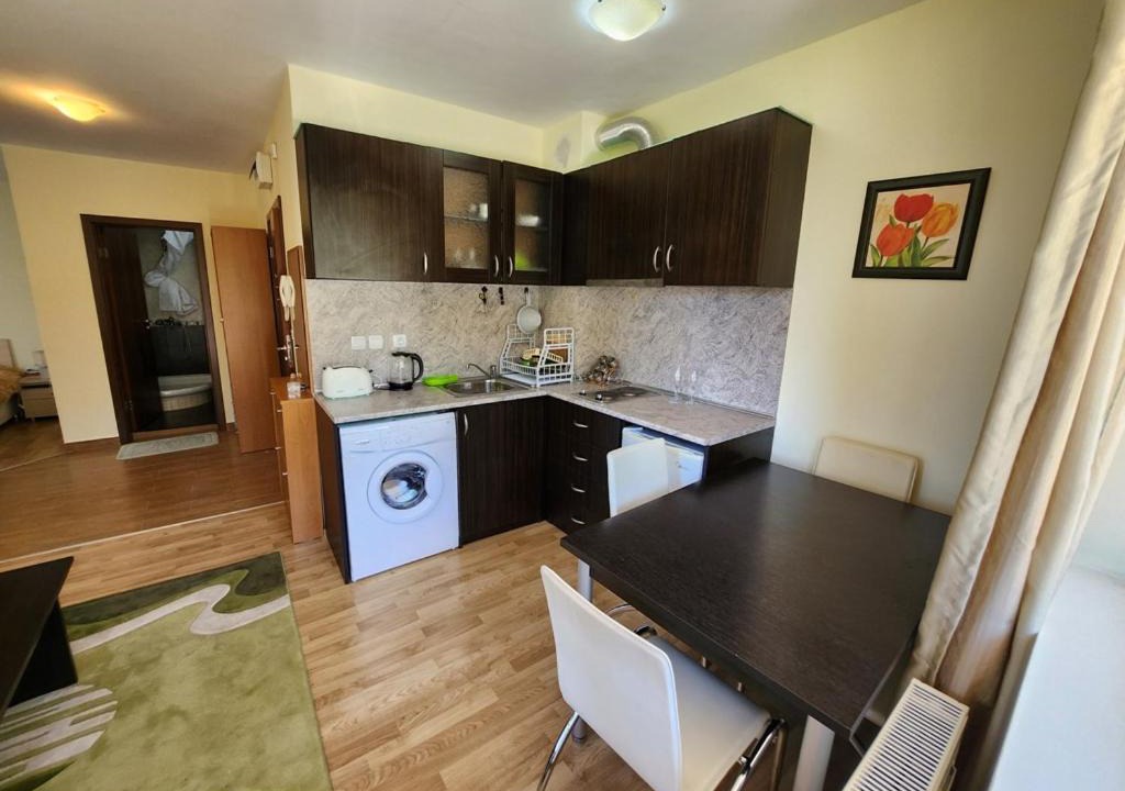 Photo of Kitchen in Shiligarnika