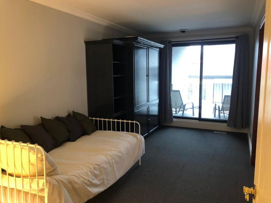 Photo of Bedroom in Venise-en-Quebec