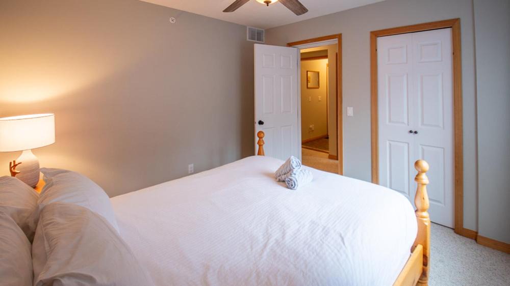 Photo of Bedroom in East Kootenay