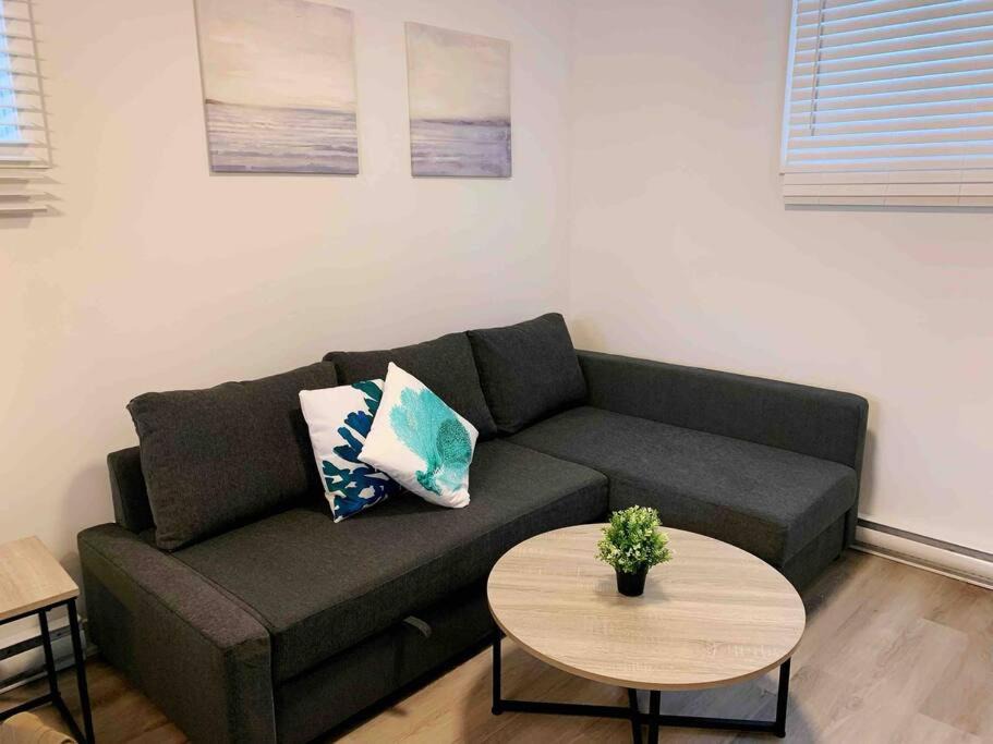Photo of Livingroom in Saint-Hubert