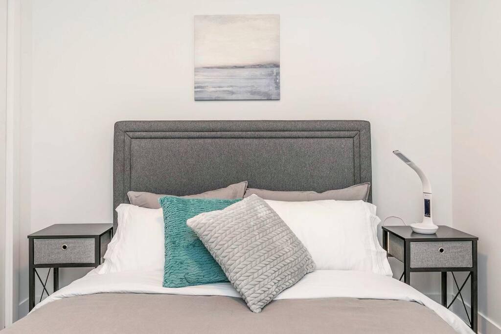 Photo of Bedroom in Saint-Hubert