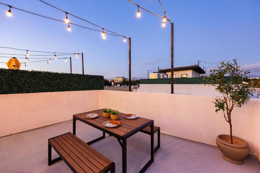 Photo of Patio Balcony in Pico-Union