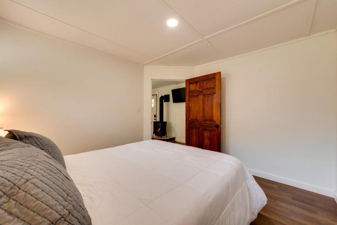 Photo of Bedroom in Hillsgrove