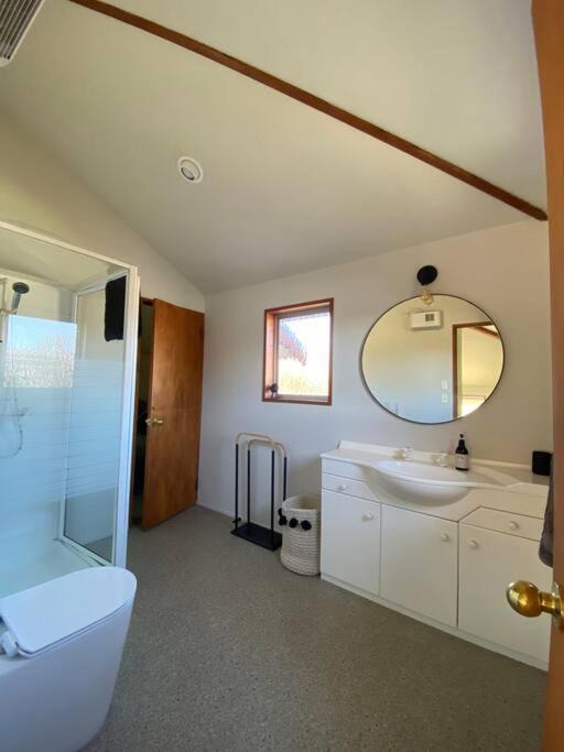 Photo of Bathroom in Albert Town