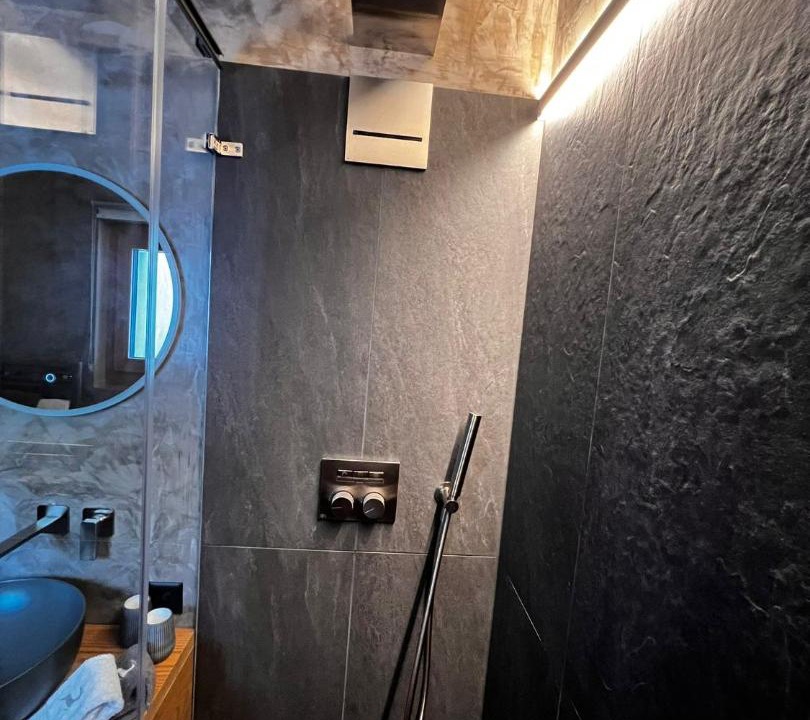 Photo of Bathroom in Maloja