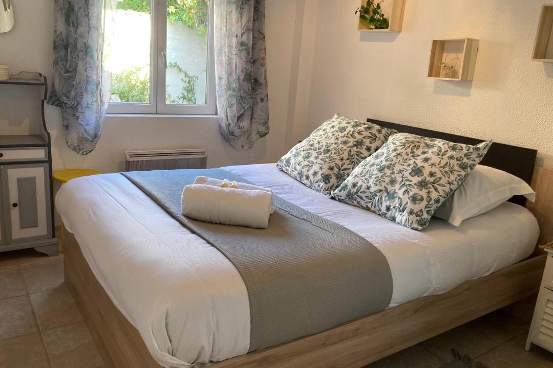 Photo of Bedroom in Miplaine