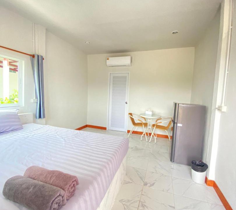 Photo of Bedroom in Khanong Phra