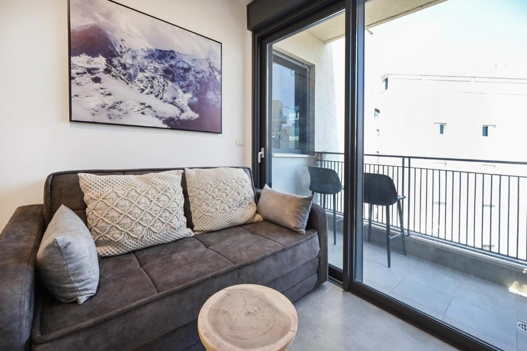 Photo of Livingroom in Tel Aviv Promenade