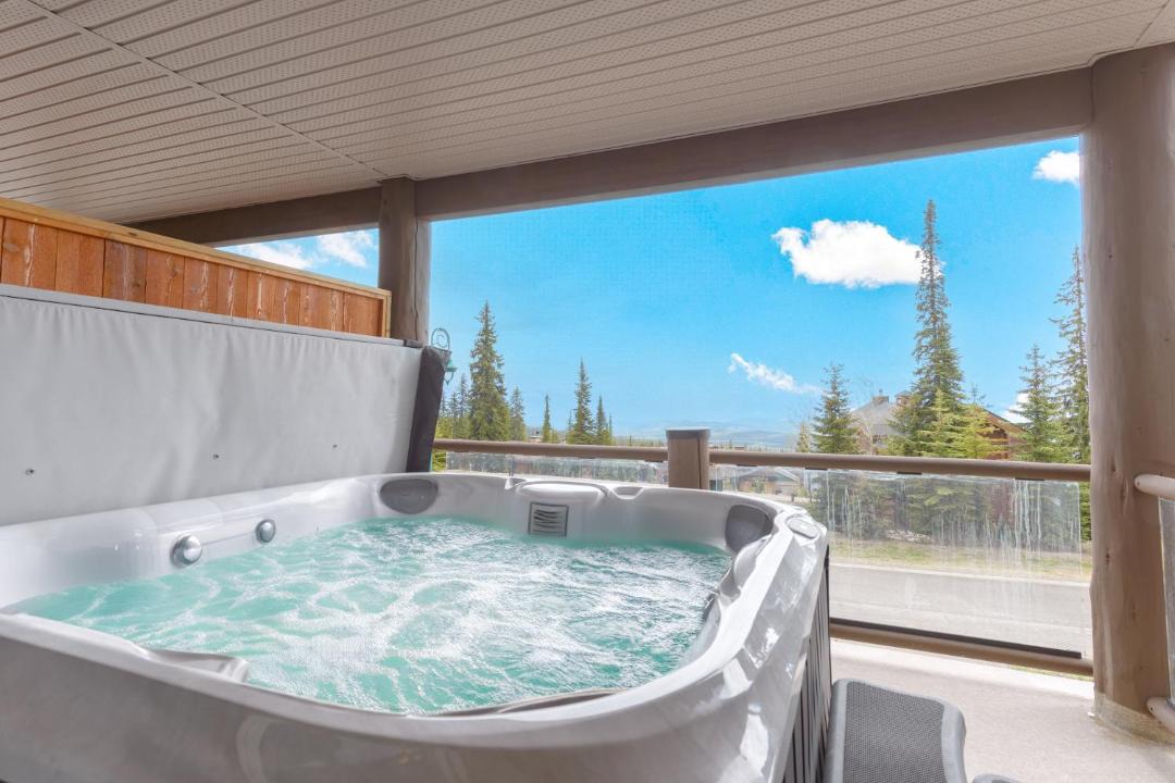Photo of Others in Big White Ski Resort