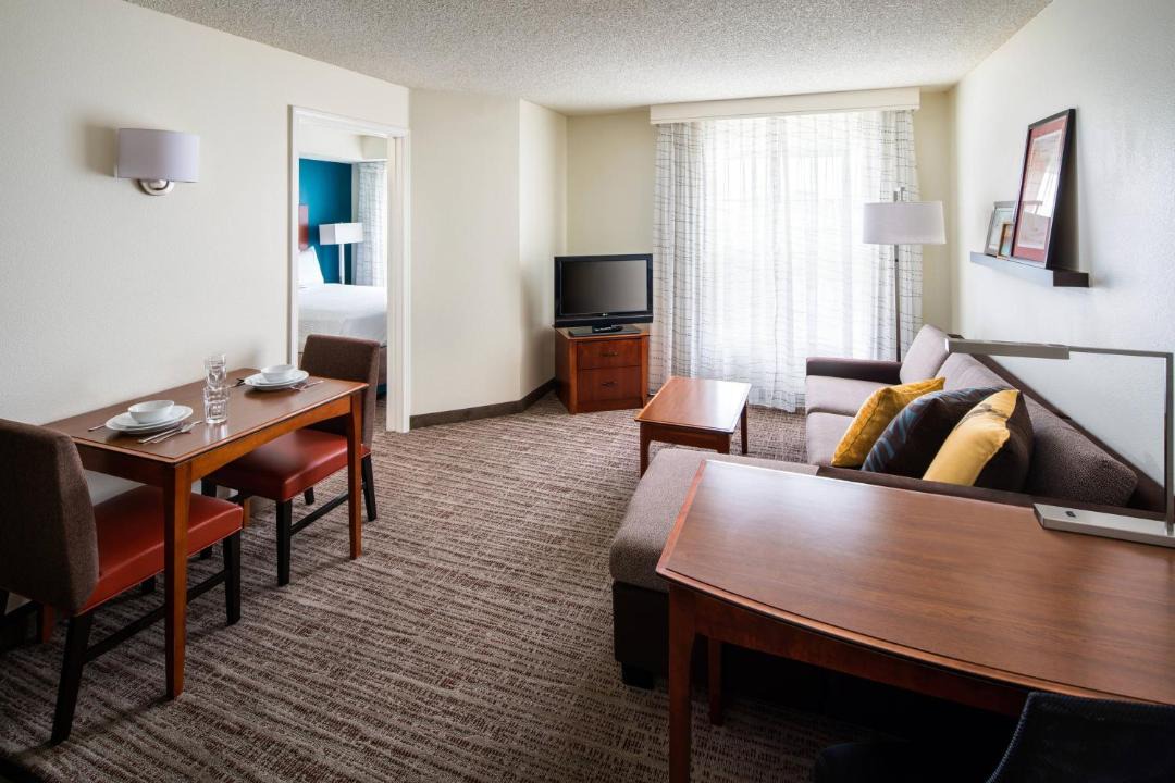 Photo of Livingroom in Los Alamitos