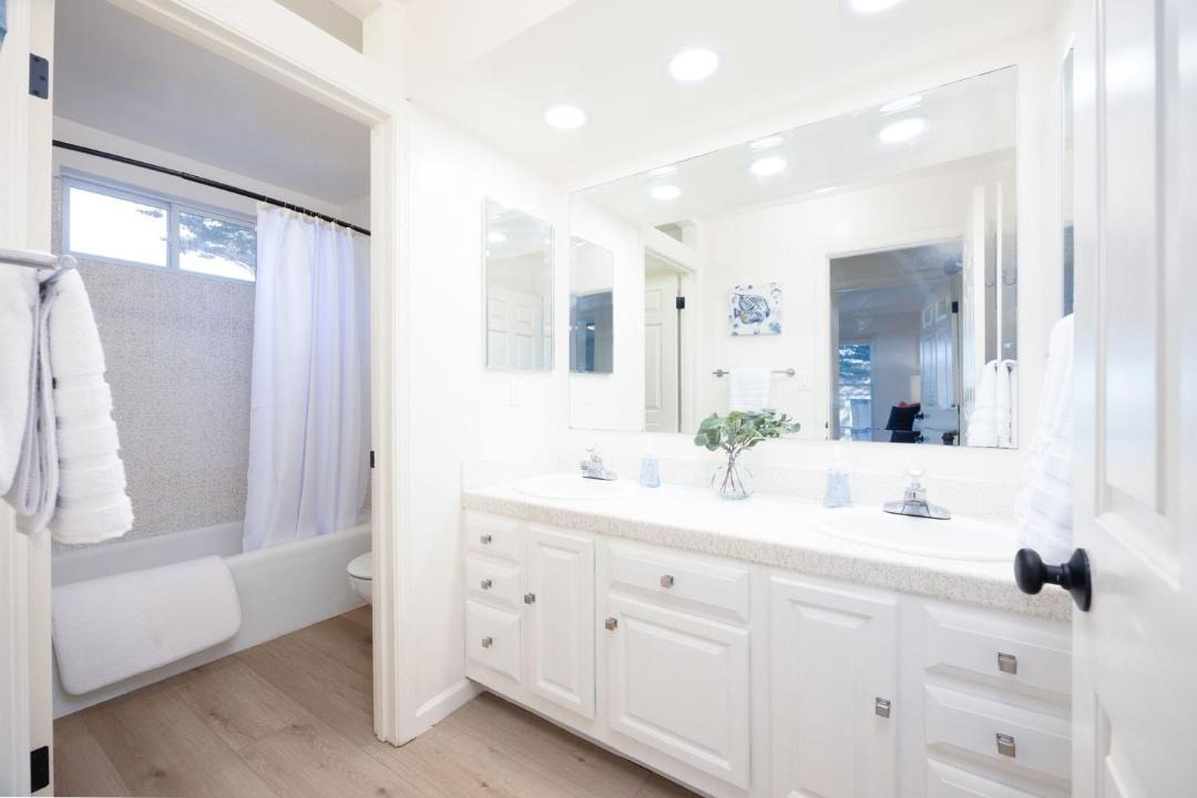 Photo of Bathroom in Montara