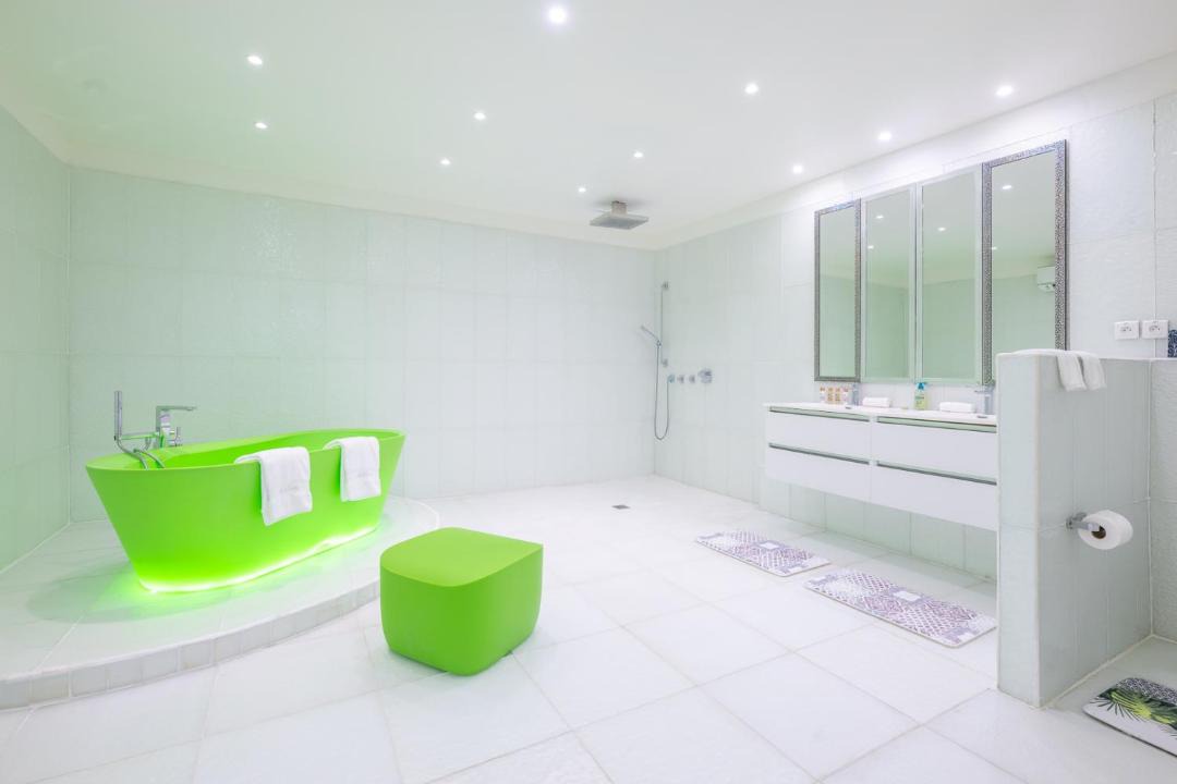 Photo of Bathroom in Les Terres Basses