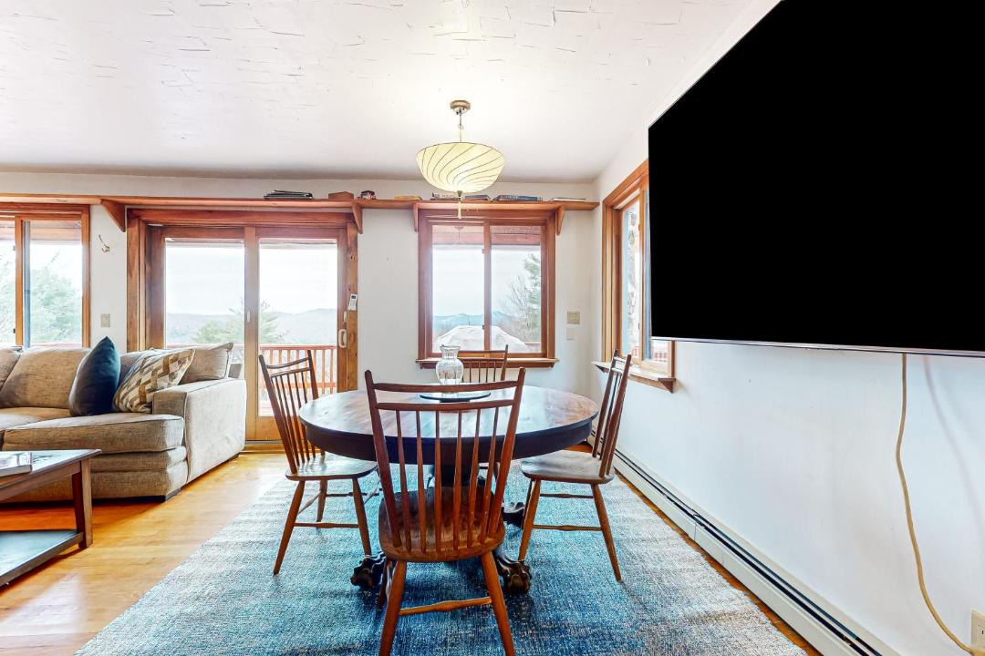 Photo of Livingroom in Pittsfield