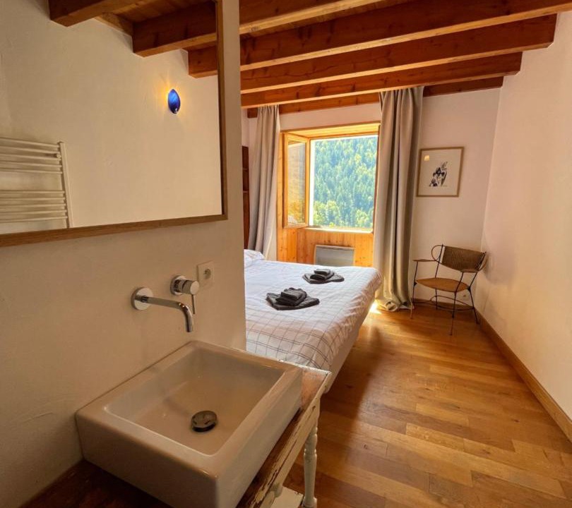 Photo of Bathroom in Oz-en-Oisans