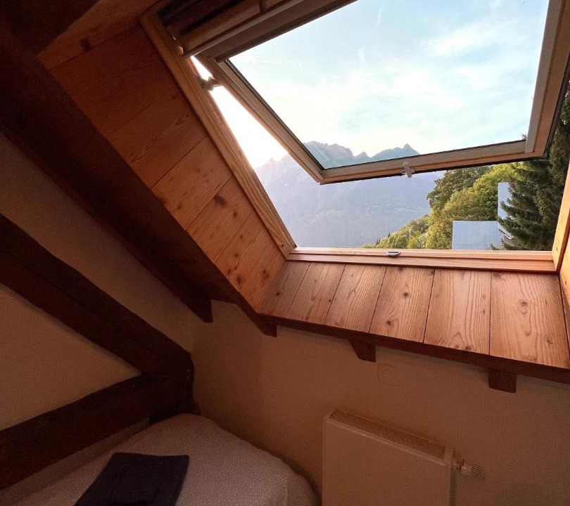Photo of Bedroom in Oz-en-Oisans