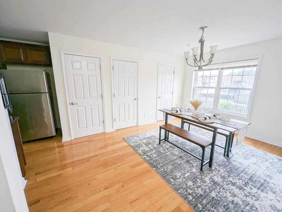 Photo of Livingroom in Stockade Historic District