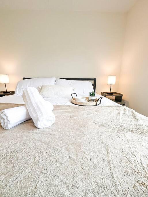 Photo of Bedroom in Stockade Historic District