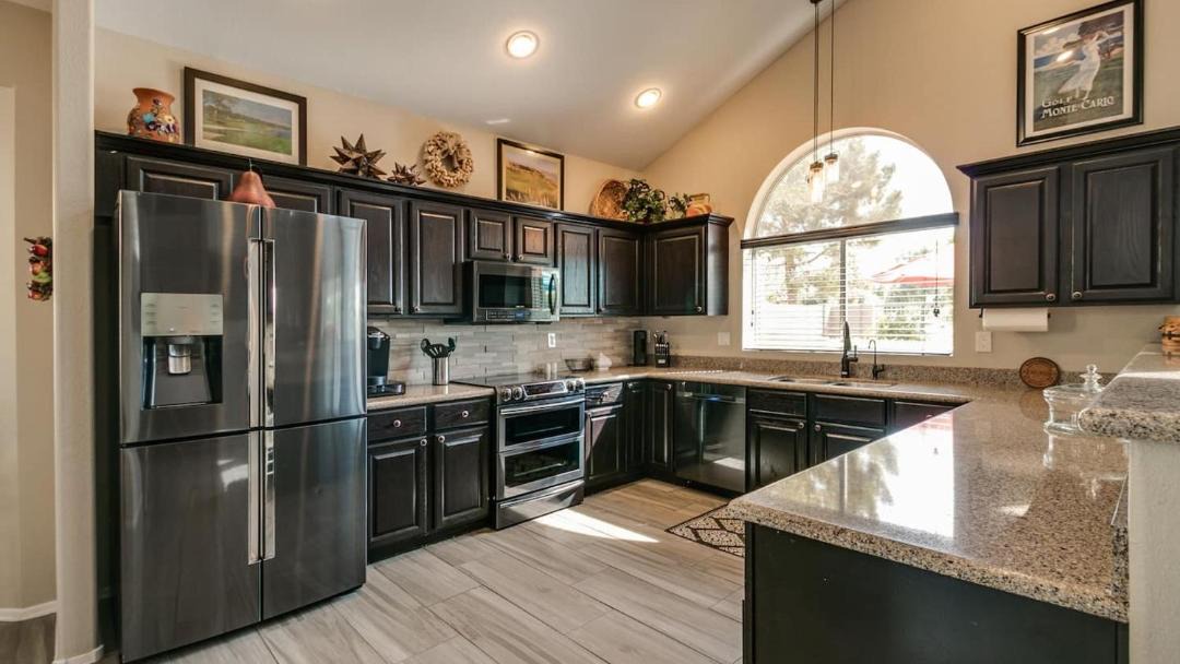 Photo of Kitchen in Superstition Springs