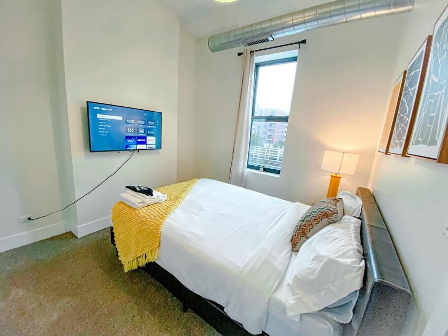 Photo of Bedroom in Near South Side