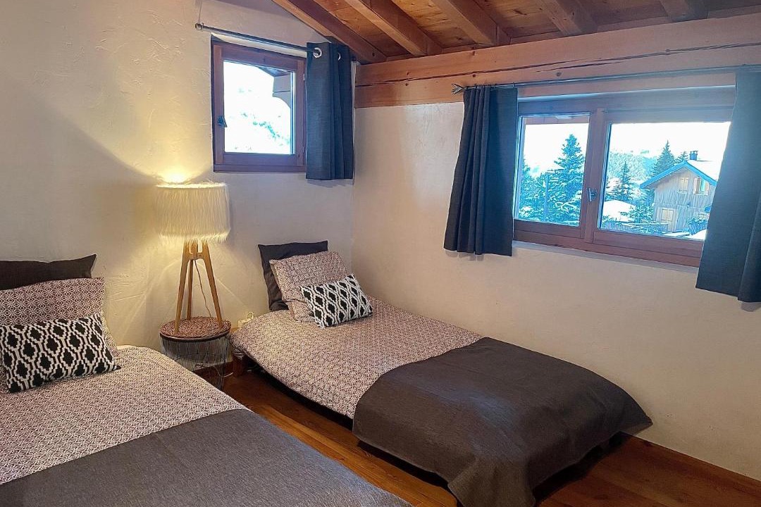 Photo of Bedroom in Arc-1800