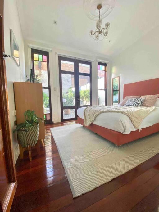 Photo of Others in Redfern