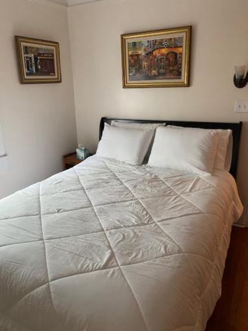 Photo of Bedroom in Lower Garden District